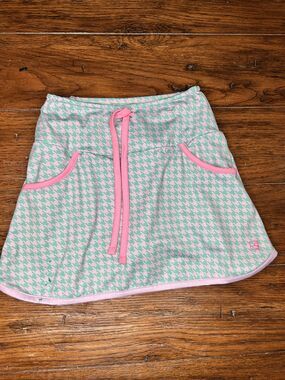 Set Athleisure Tiffany Tennis Skort- houndstooth